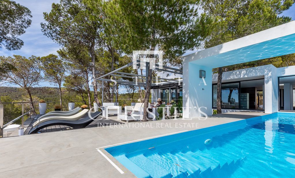 Villa Cala Vadella a luxury βίλες / μονοκατοικίες for sale in Cala